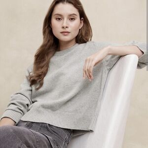 Banana Republic Fcty Perfectly Soft Crewneck Sweater Lght Grey Heather Sm NWOT